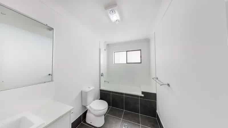 Welcome to 1/9 Mount Wheeler St Park Ridge!
