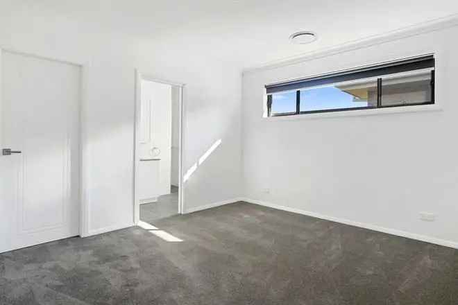 Brand New Four Bedroom Home in Mudgee - Open Plan Living and SMEG Appliances