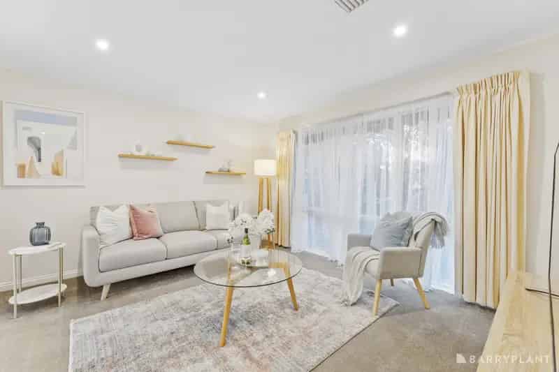 Low-Maintenance Living in the Heart of Ringwood.