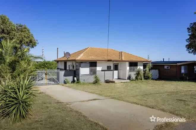 House For Sale , Geraldton, Western Australia