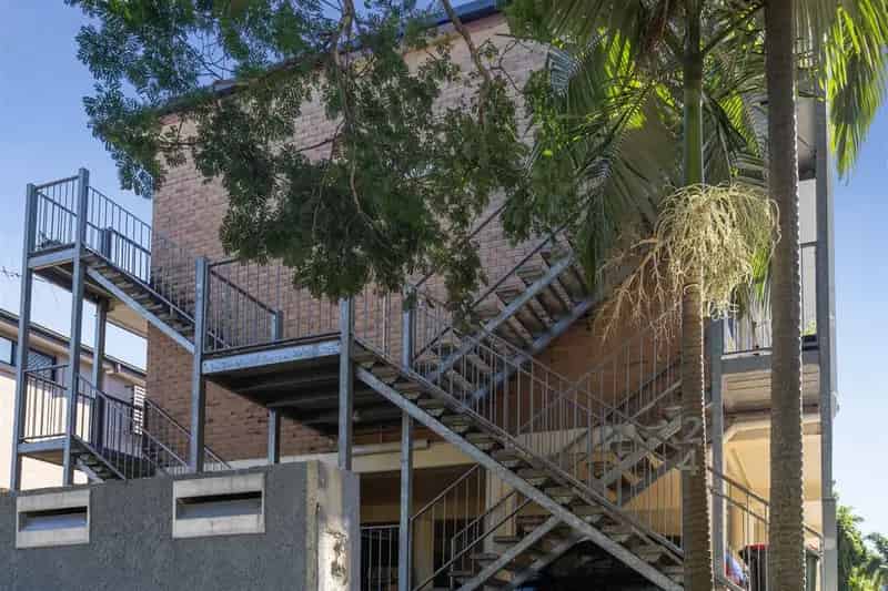 Top-Floor Comfort - Ideal First Home or Investment Opportunity