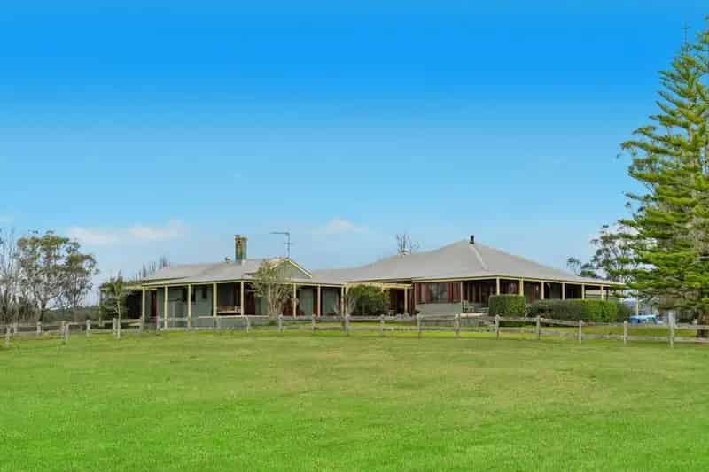 Rent rural property country style manor with stunning features