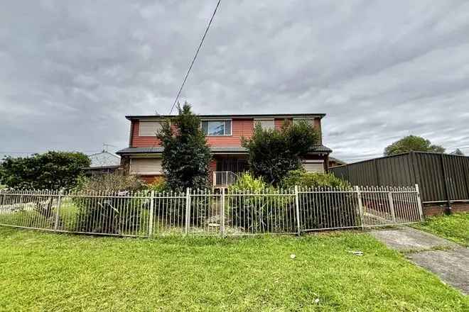 House For Rent in Sydney, New South Wales