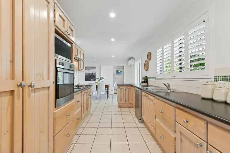 Serenity Among the Trees - Spacious Living in the Heart of the Hills