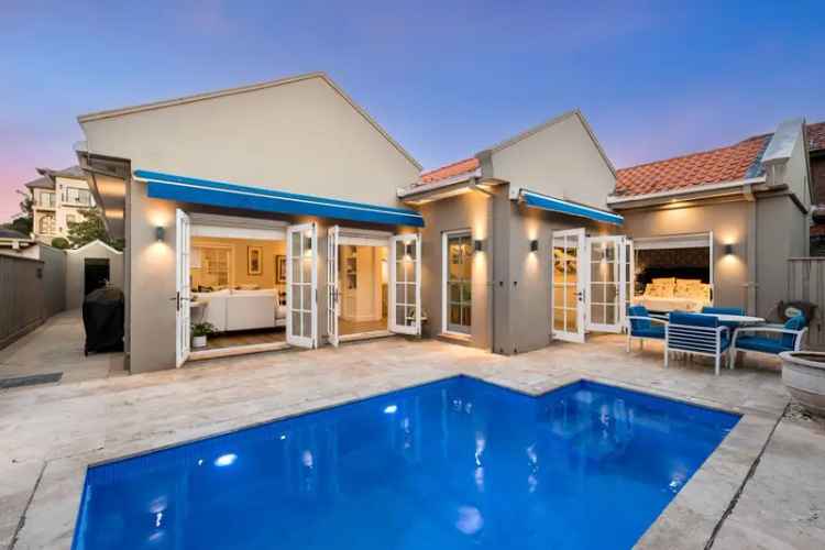 Buy Single Storey Mediterranean Residence in Vaucluse with Pool and Garden