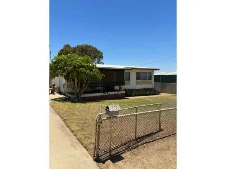 House For Rent in Port Denison, Western Australia