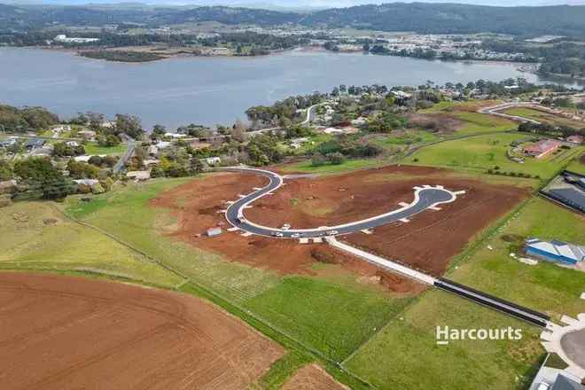 Mersey View Estate: Large Blocks with River Views