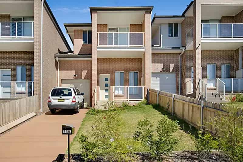 Real Estate For Lease - 128C Lindesay Street - Campbelltown , NSW