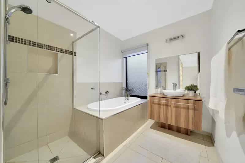 House For Sale , 29, Moorhen Boulevard, Melbourne, Victoria