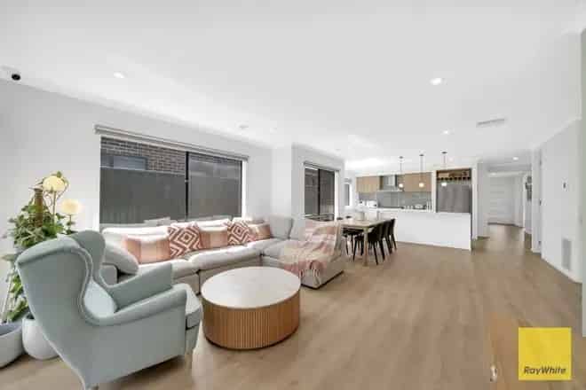 House For Rent , 25, Bighorn Road, Melbourne, Victoria