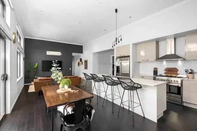 House For Sale , 25, Darriwell Drive, Bannockburn, Victoria