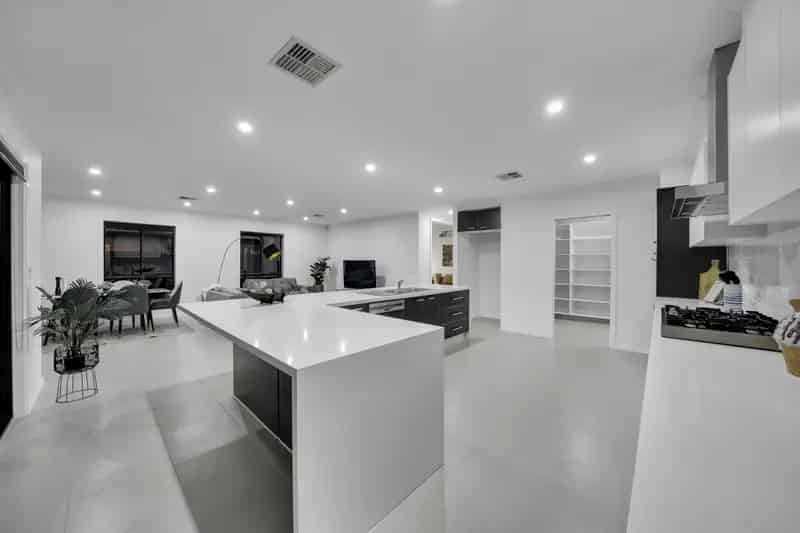 House For Sale , 4, Moorhen Boulevard, Melbourne, Victoria