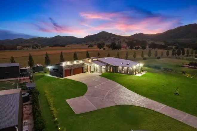 House For Sale in Mid-Western Regional Council, New South Wales