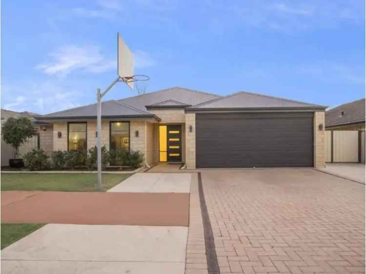 House For Sale in City of Cockburn, Western Australia