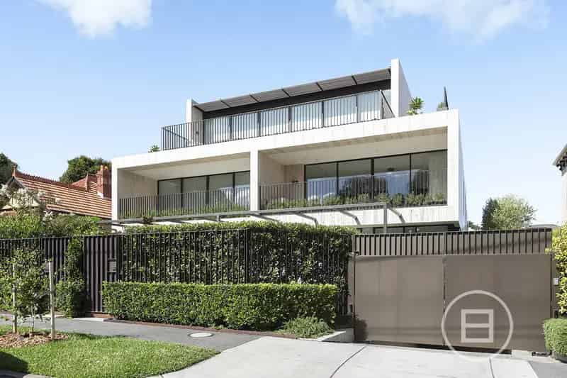 Buy Apartment in Bayside with Luxurious Features and Lifestyle Amenities