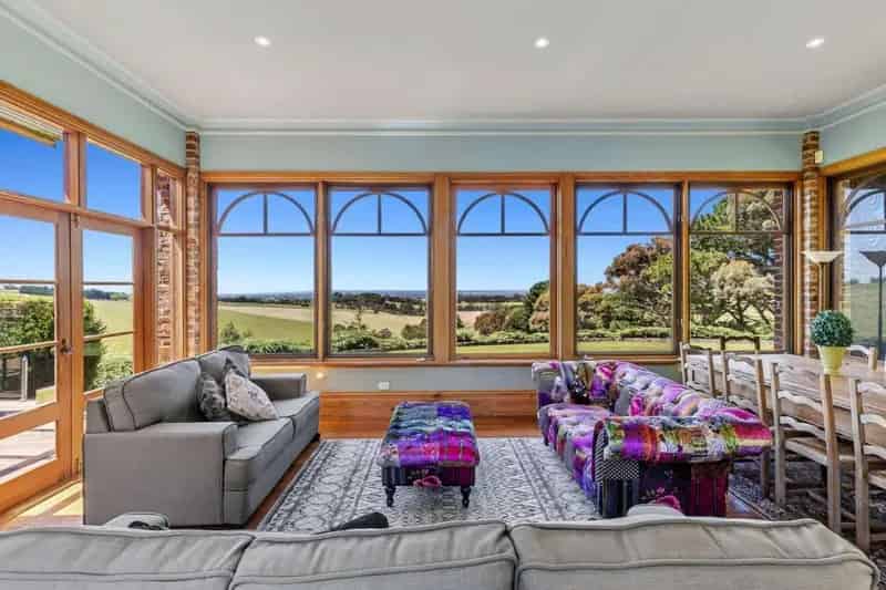 Buy Rural Property in Geelong with Stunning Views and Premium Features