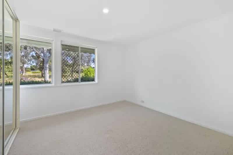 Real Estate For Lease - 12 Pither Close - Flynn , ACT