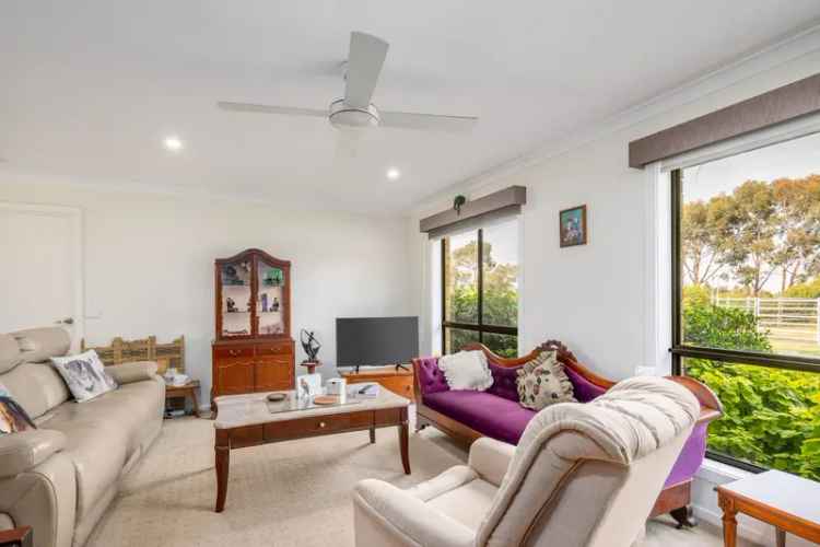 Exceptional 5-Acre Horse Property in Numurkah - Your Equestrian Dream Awaits!