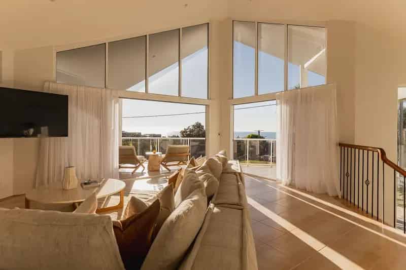 Rent Fully Furnished Home in Sunrise Beach with Ocean Views