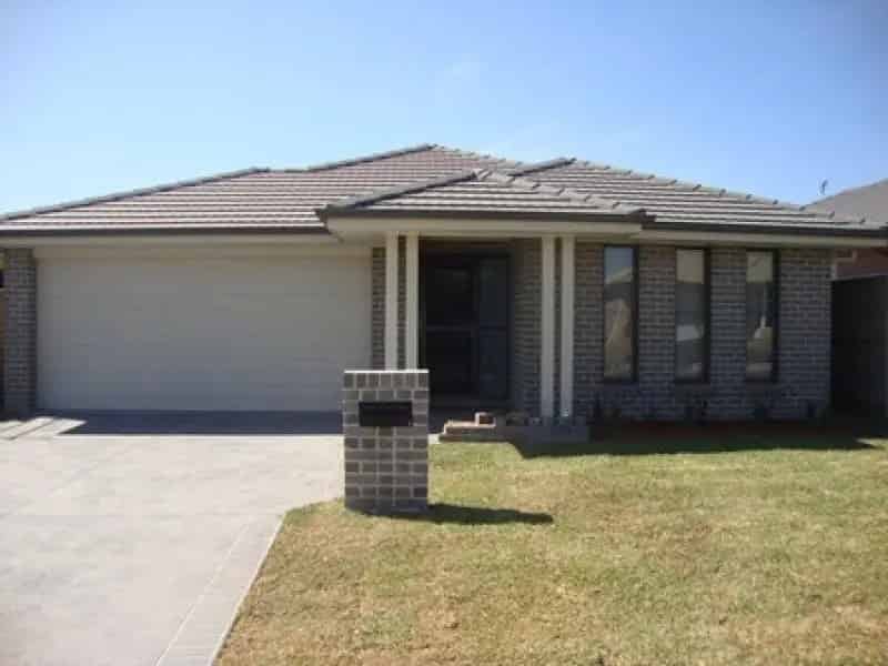 Real Estate For Lease - 7 Danvers Road - Spring Farm , NSW