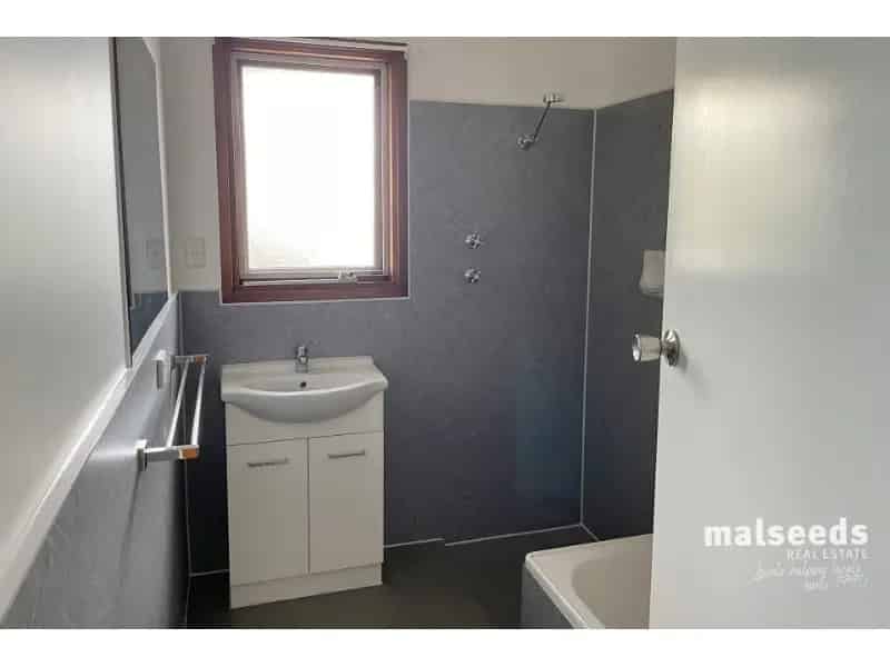 Recently Refurbished Home!