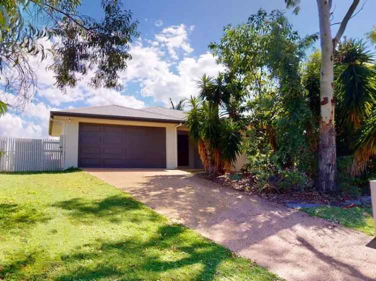 Spacious Family Home 4 Bedroom 2 Bathroom Bushland Beach