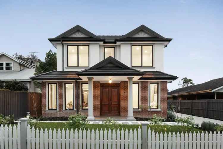 Luxury Meets Timeless Design in Box Hill South