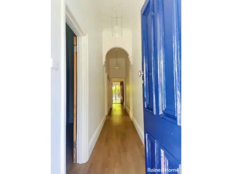 A Stunning Two-Bedroom Cottage In Norwood - Lifestyle & Location