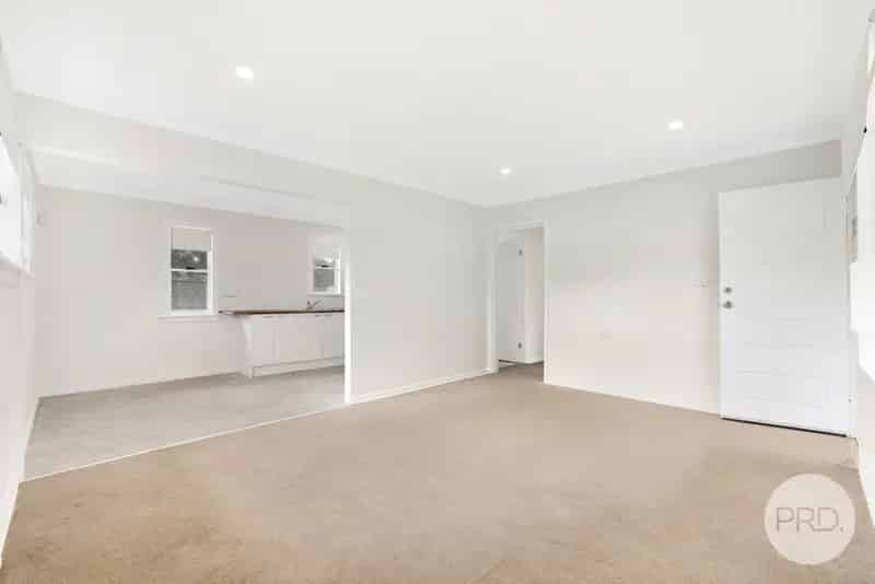 Investors - Renovated with tenant.