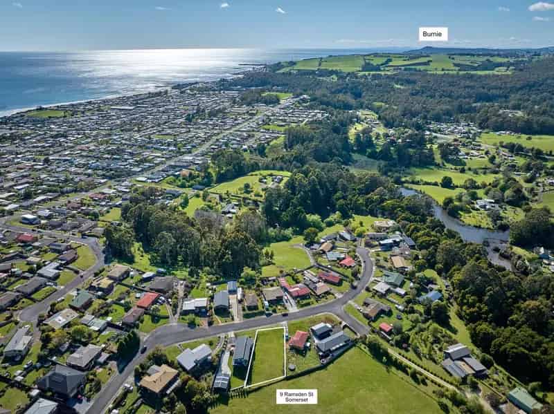 Buy Land in Somerset with Stunning Views and Nearby Amenities