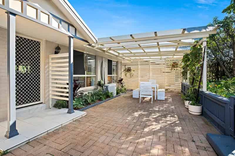 FAMILY HOME - GREAT LOCATION
