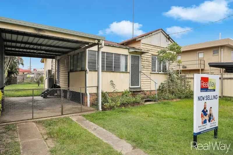 Renovate, Rebuild or Redevelop - 540sqm of Opportunity on Medium Density Block!