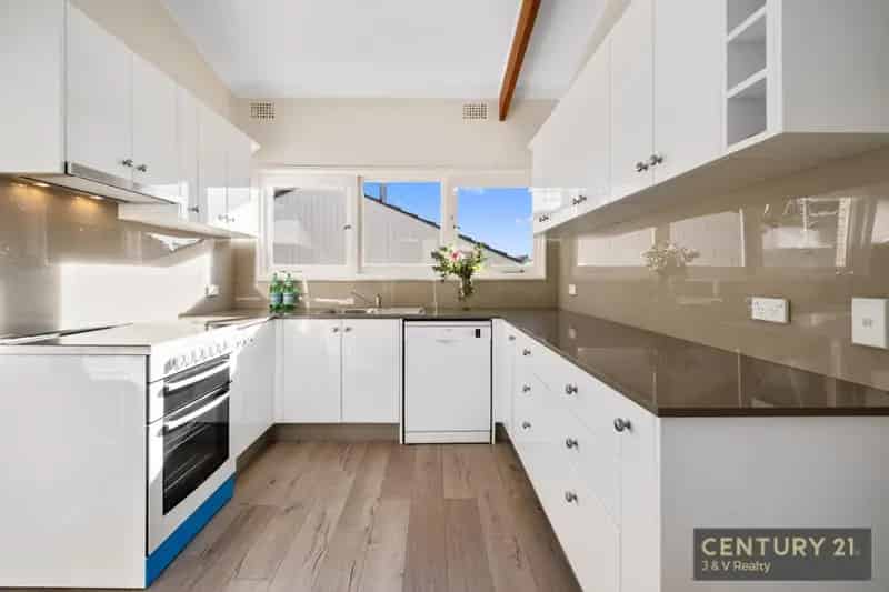 3 Aster Avenue, Asquith NSW 2077 - House For Lease
