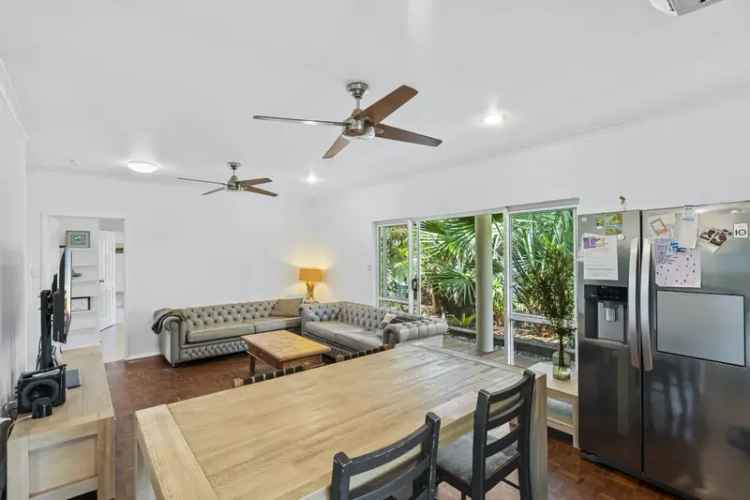 House For Rent in Cairns Regional, Queensland