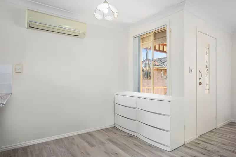 Buy Villa in Warilla with Modern Features Near the Beach and Amenities