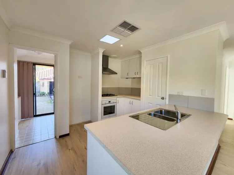 Low Maintenance 3x1x2 Home Near Scarborough Beach