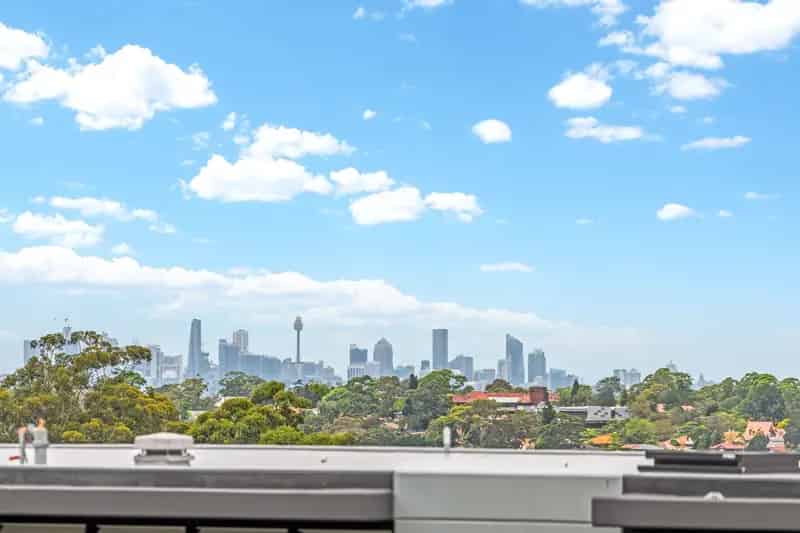 Real Estate For Lease - 5 Seven Street - Epping , NSW