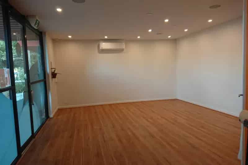 Buy Commercial Property Office Retail Dromana Industrial Estate High Visibility