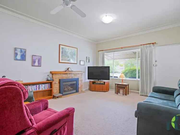 House For Sale in City of Melville, Western Australia