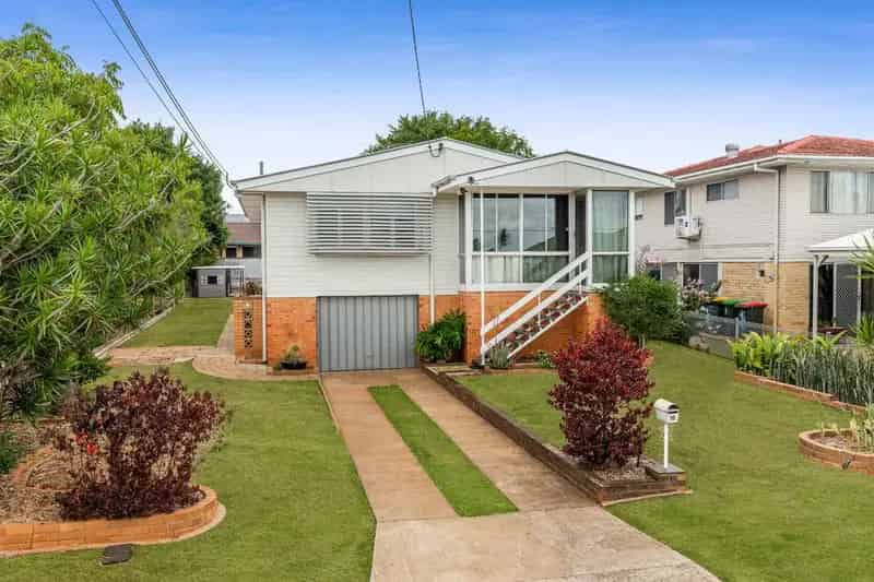 House For Rent , 18, Bonniebrae Street, City of Brisbane, Queensland