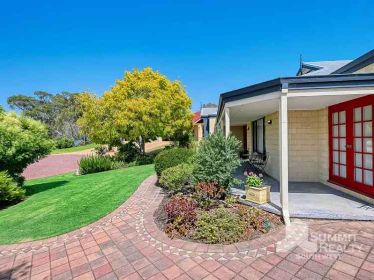 Stunning 4 Bed 2 Bath Home in South Bunbury Near Beach