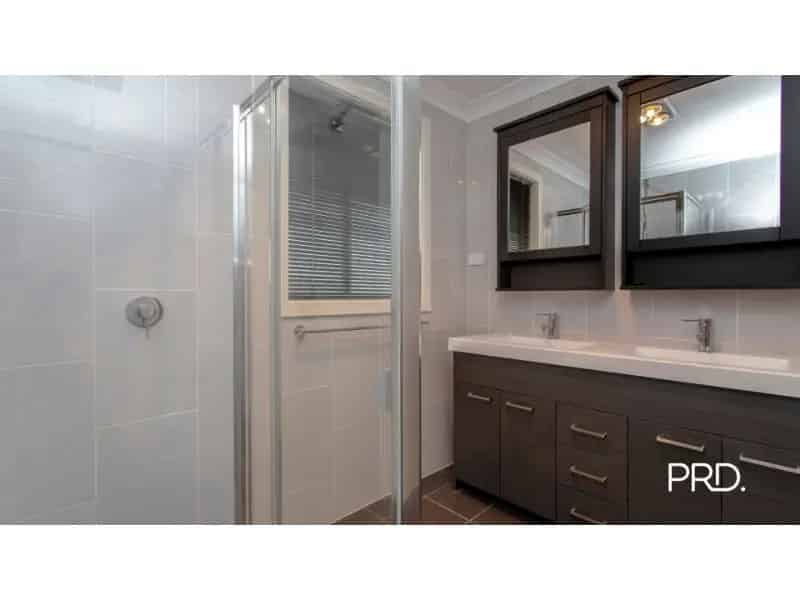 Spacious & Modern Living In The Heart Of Penrith!