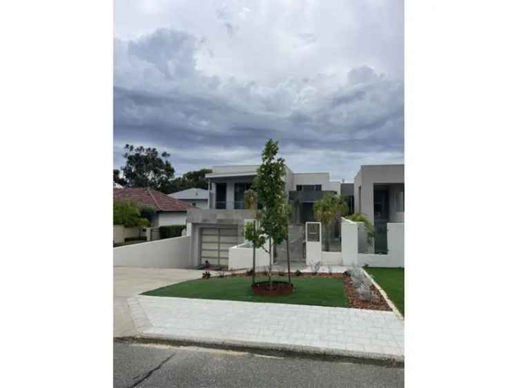 House For Sale in City of Melville, Western Australia