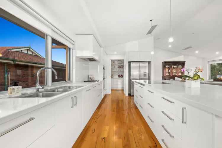 House For Sale in 22, John Street, Melbourne, Victoria