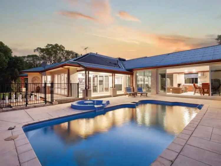 House For Sale in City of Swan, Western Australia