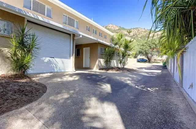 Private Unit, Conveniently Located.