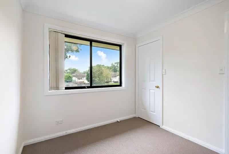 Real Estate For Lease - 12/4 Nolan Place - Seven Hills , NSW