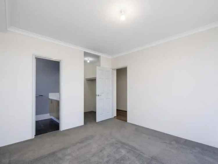 House For Rent in City of Wanneroo, Western Australia