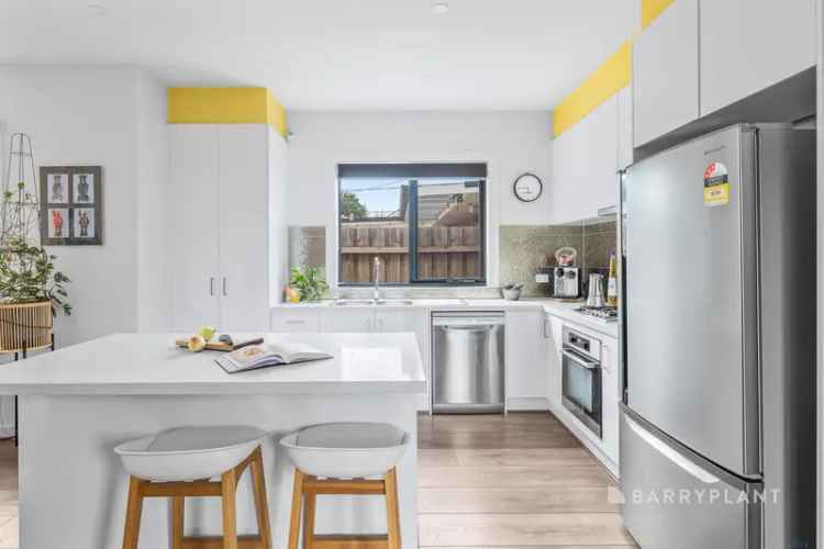 Stylish townhouse for sale in the heart of the inner north with garden