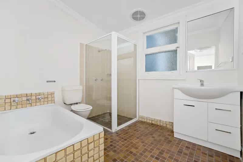 Real Estate For Lease - 85 Balmain Road - Leichhardt , NSW